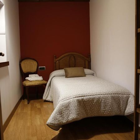 Ferienwohnung Aizkolarienea Ochagavía Exterior foto