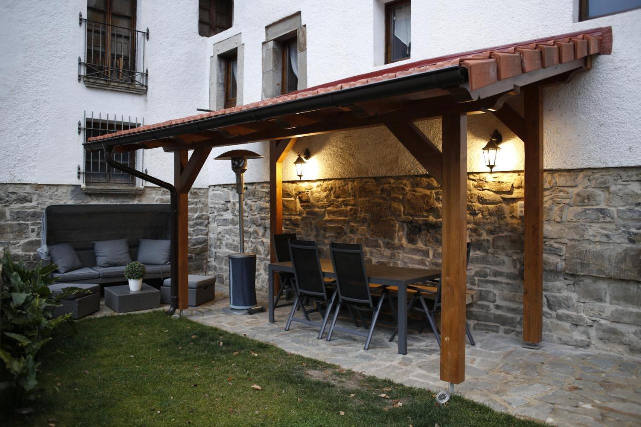 Ferienwohnung Aizkolarienea Ochagavía Exterior foto
